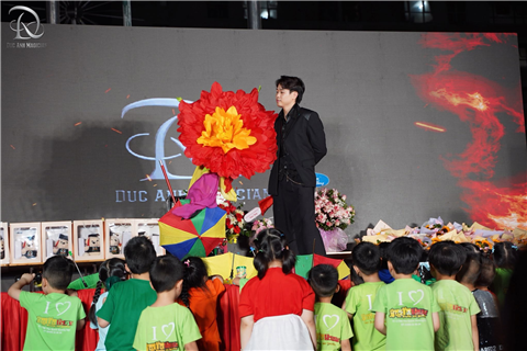 Thuê Xiếc Biểu Diễn Tại Quốc Oai | Chú Hề Event